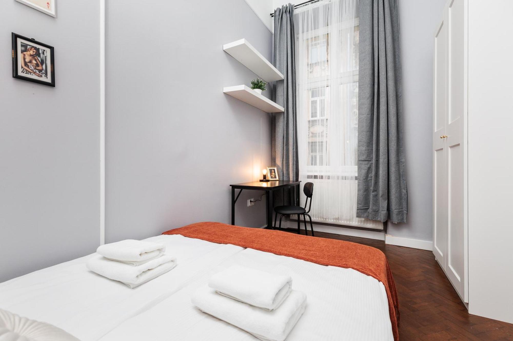 Appartement Spacious & Modern 6 Bedroom - Around The Main Market Square - By Upstairs *