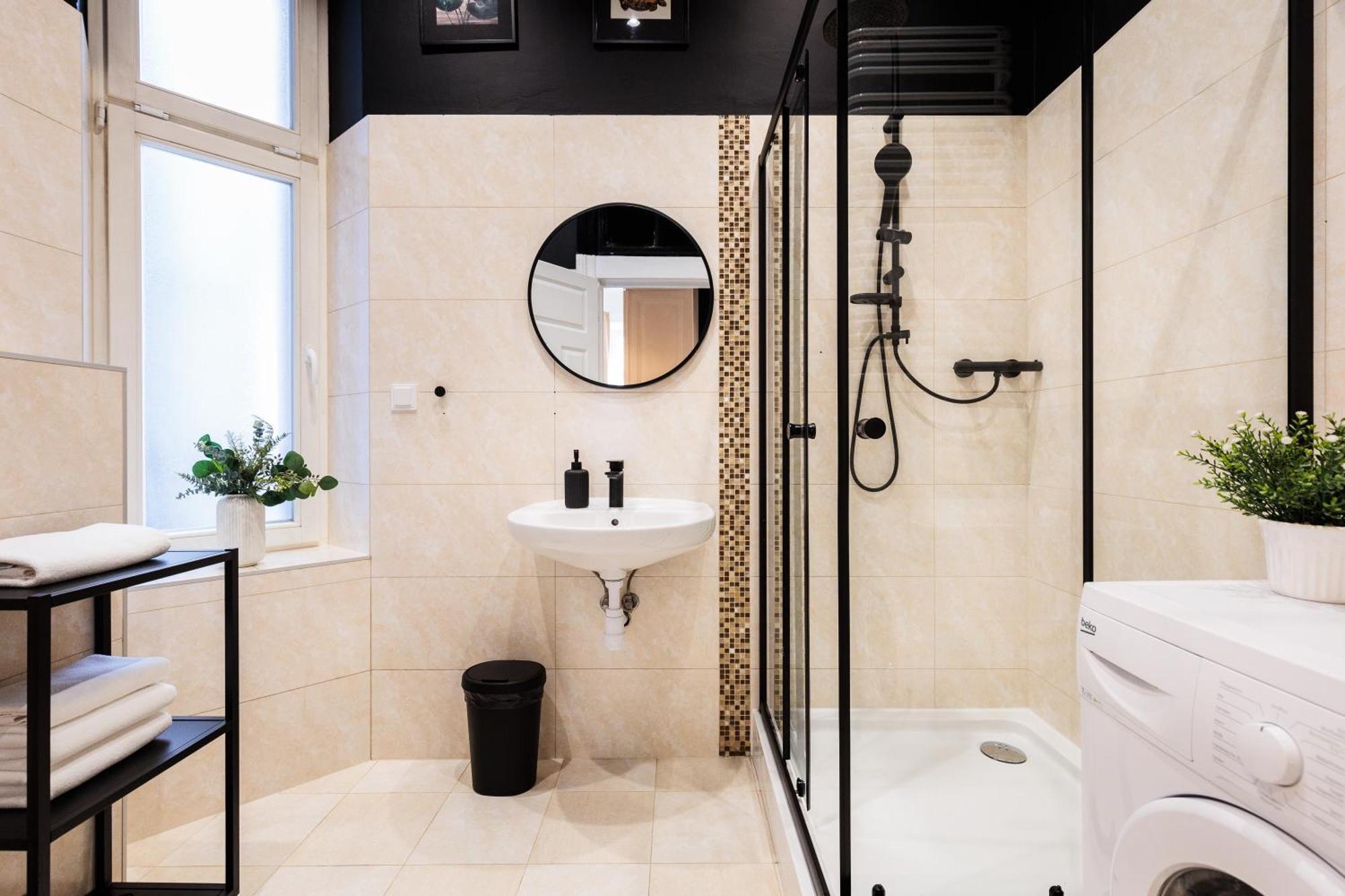 Spacious & Modern 6 Bedroom - Around The Main Market Square - By Upstairs Krakau