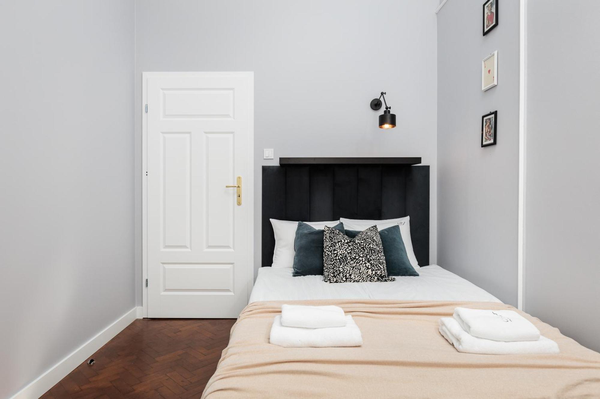 Spacious & Modern 6 Bedroom - Around The Main Market Square - By Upstairs Krakau