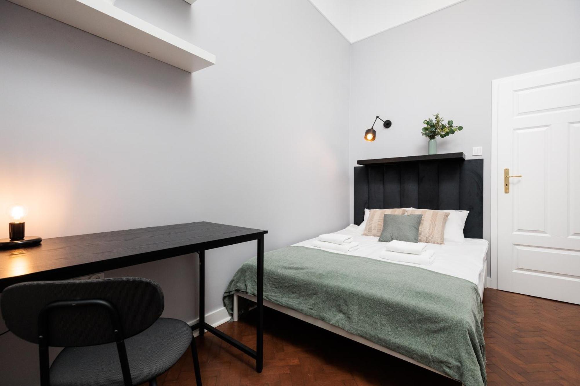 Spacious & Modern 6 Bedroom - Around The Main Market Square - By Upstairs Apartment Krakau