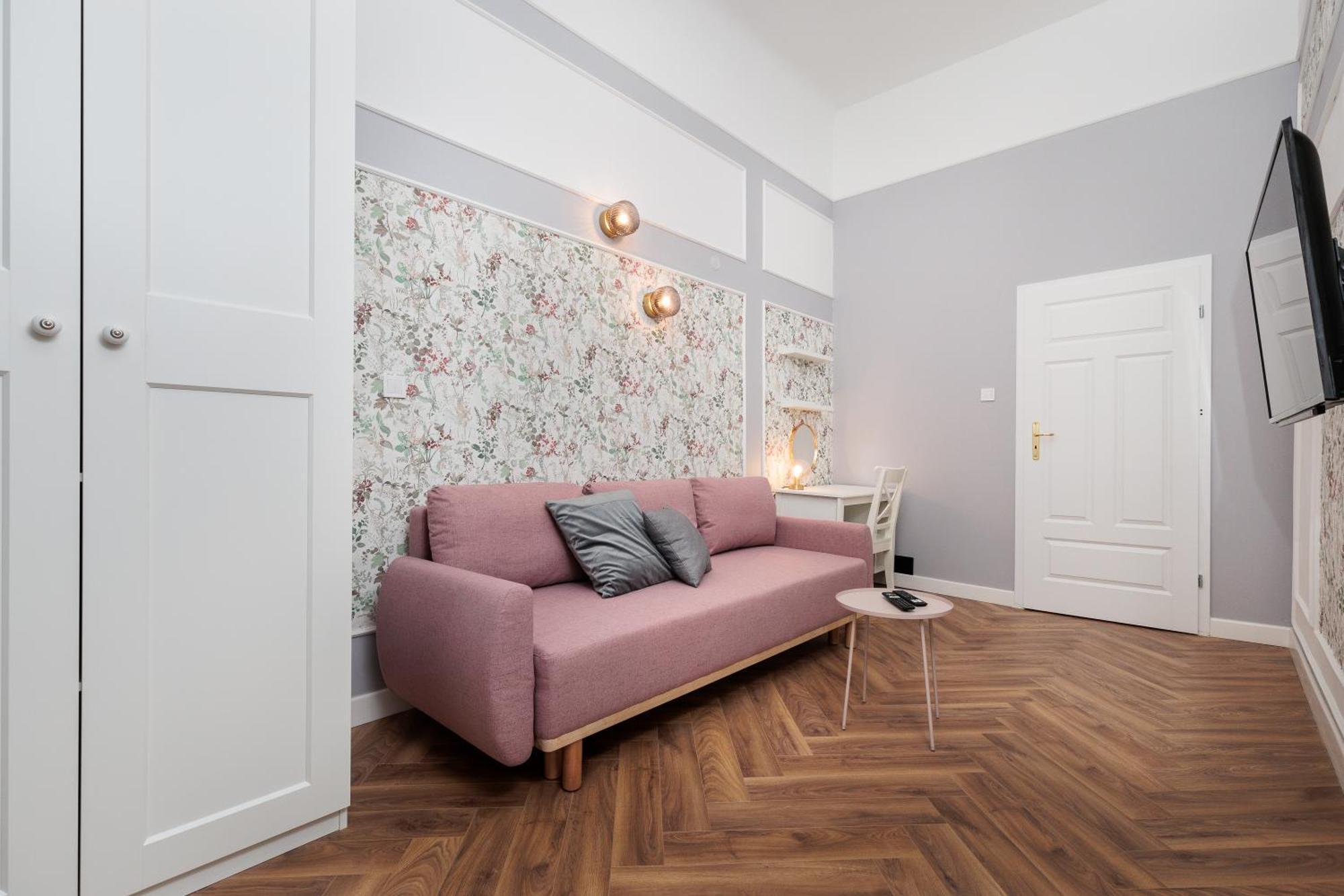 Spacious & Modern 6 Bedroom - Around The Main Market Square - By Upstairs Apartment Krakau