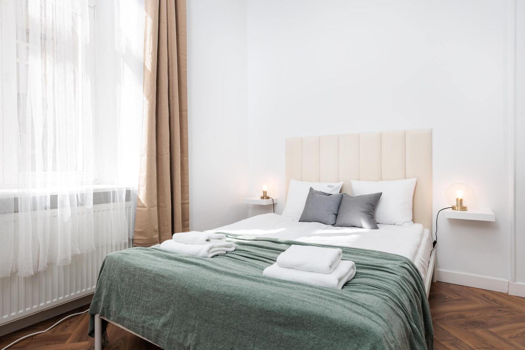 Spacious & Modern 6 Bedroom - Around The Main Market Square - By Upstairs * Krakau